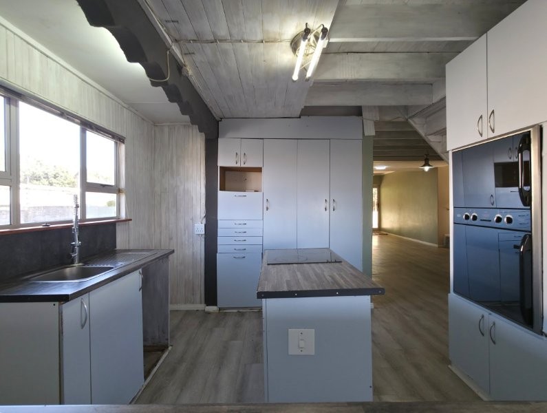 4 Bedroom Property for Sale in Aston Bay Eastern Cape